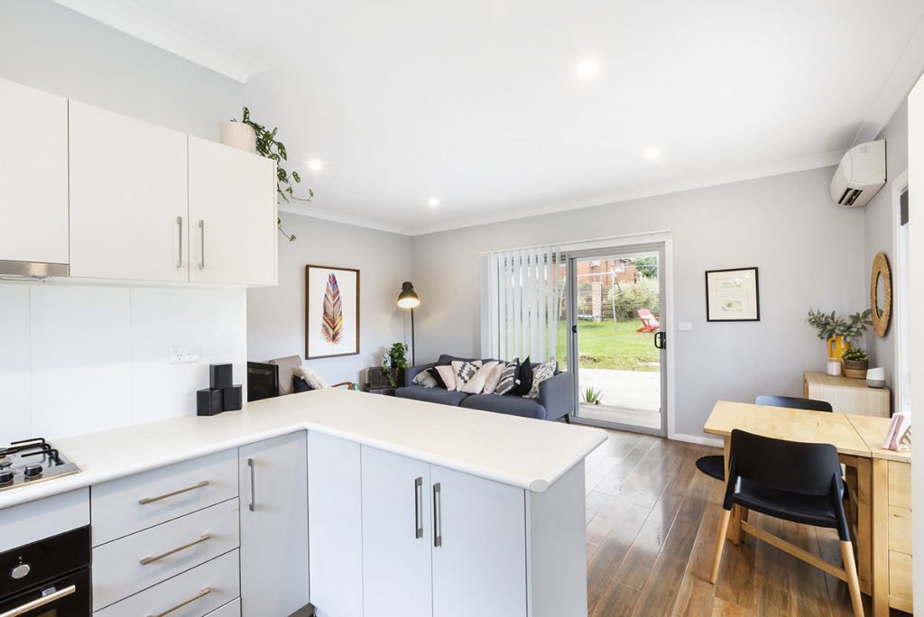 32A Plateau Road, Springwood NSW 2777 — photo 5