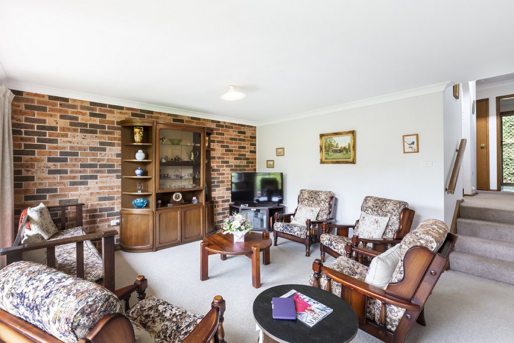 32 The Glen Crescent, Springwood NSW 2777 — photo 3