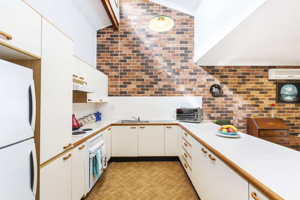 32 The Glen Crescent, Springwood NSW 2777 — photo 4