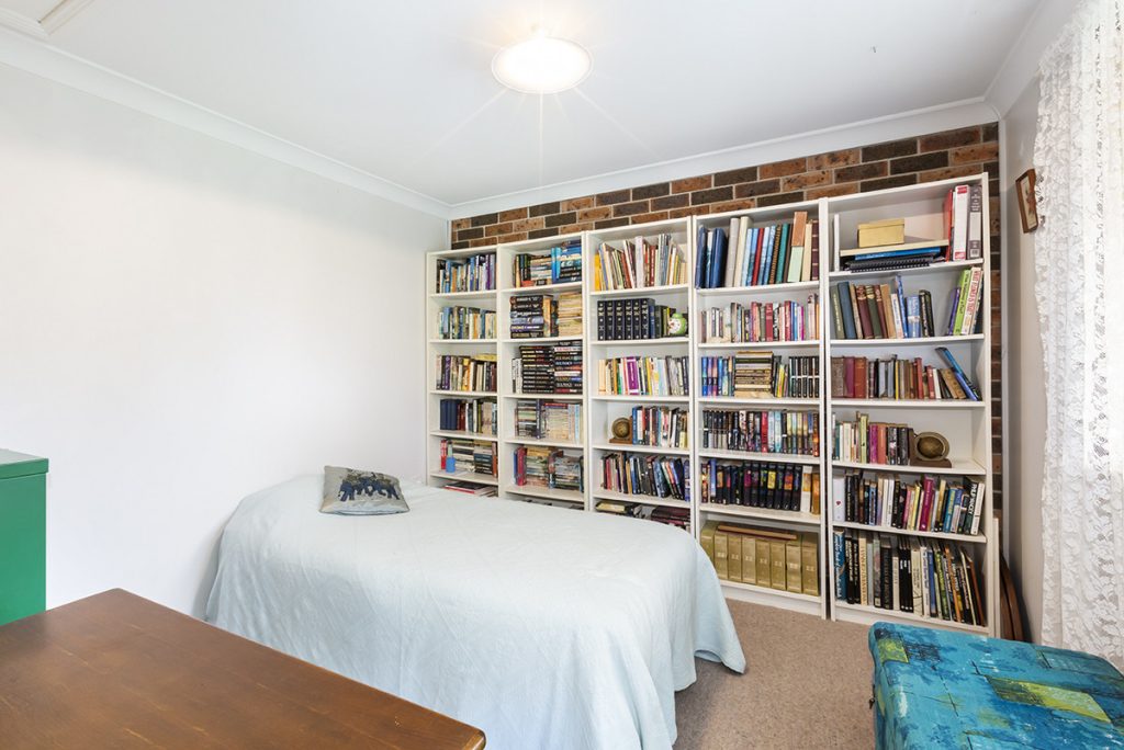 32 The Glen Crescent, Springwood NSW 2777 — photo 7