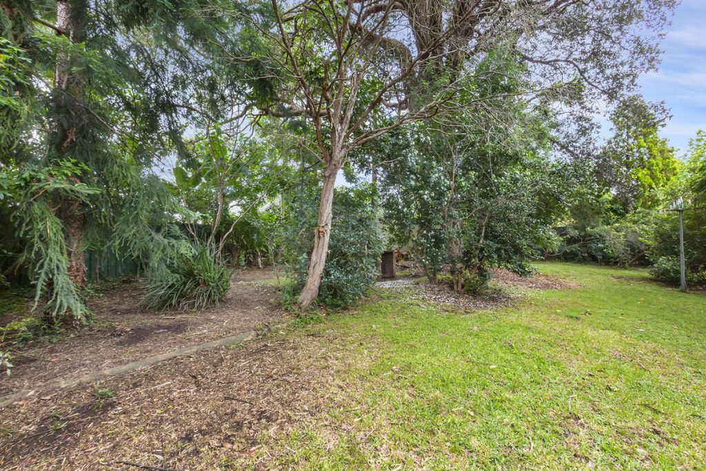 15 Boorea Street, Blaxland NSW 2774 — photo 12