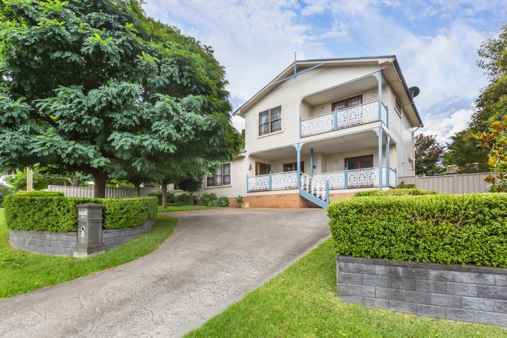 2 Lee Road, Winmalee NSW 2777
