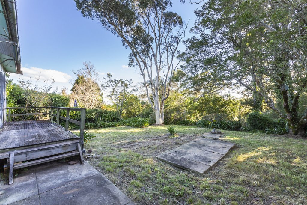 15 Buena Vista Avenue, Wentworth Falls NSW 2782 — photo 3