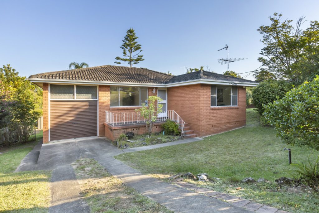 1 Powell Street, Blaxland NSW 2774