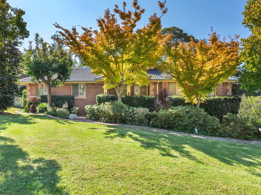 8 Gahnia Way, Winmalee NSW 2777