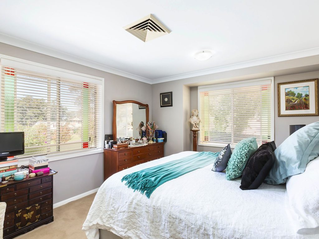 8 Gahnia Way, Winmalee NSW 2777 — photo 3