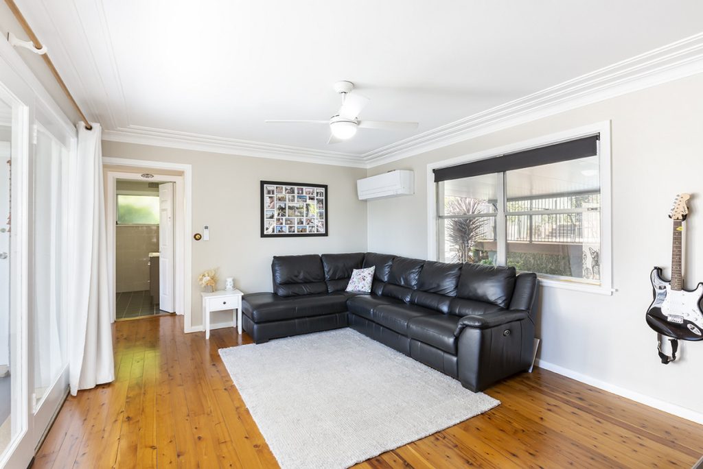 28 Reid Road, Winmalee NSW 2777 — photo 3