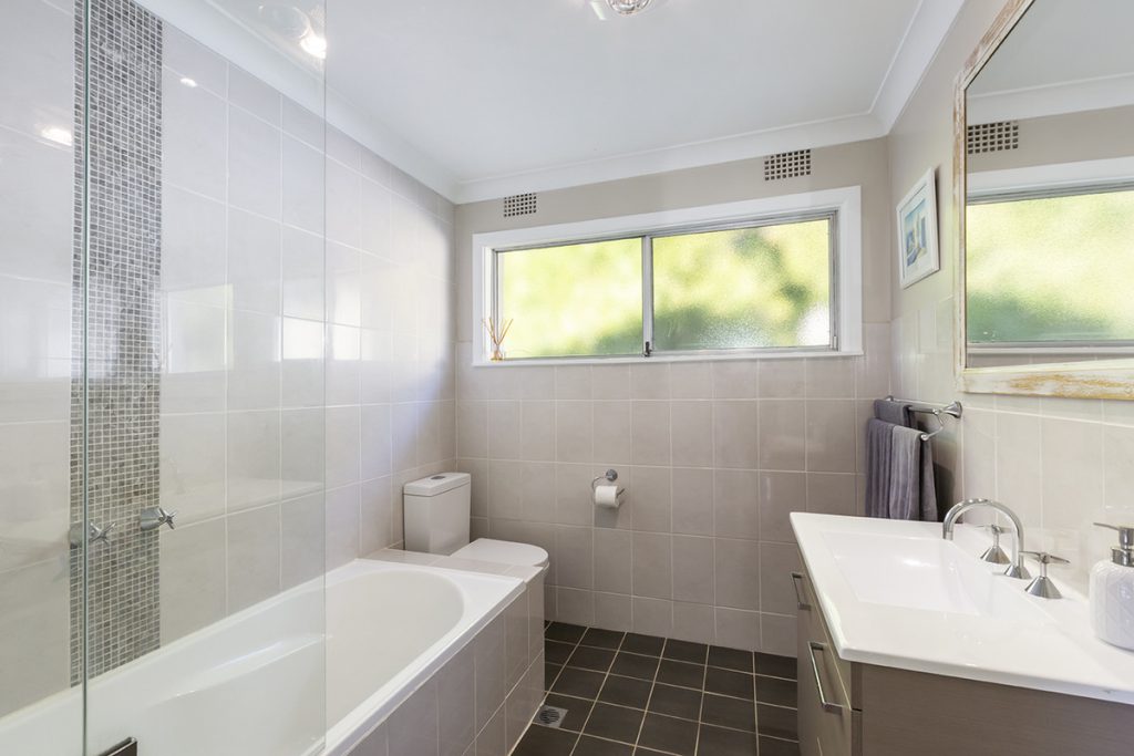 28 Reid Road, Winmalee NSW 2777 — photo 9