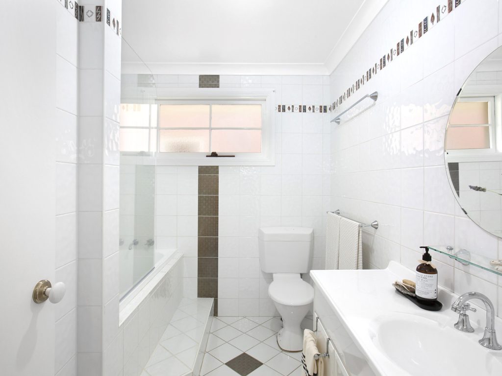 27 Haymet Street, Glenbrook NSW 2773 — photo 4
