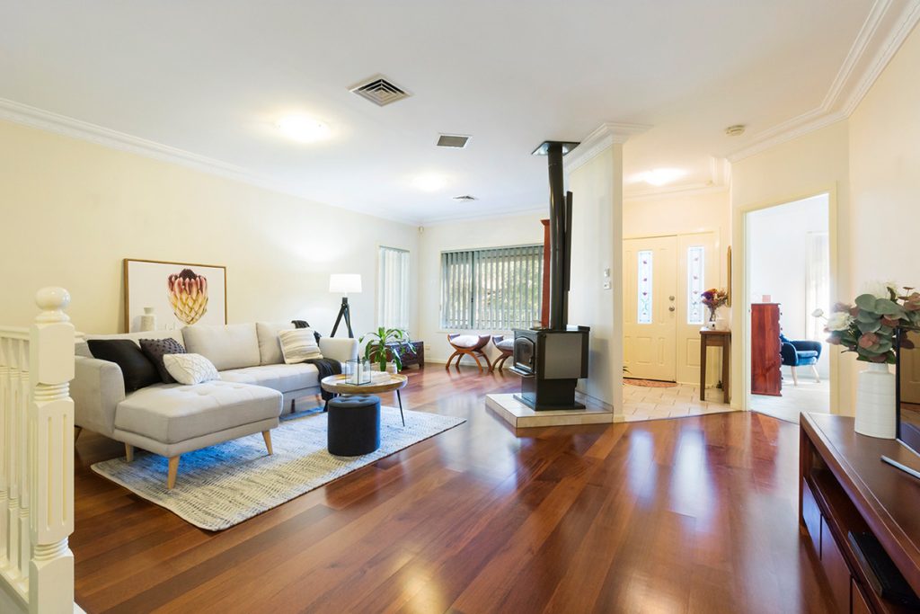 3 Gumnut Close, BLAXLAND NSW 2774 — photo 2