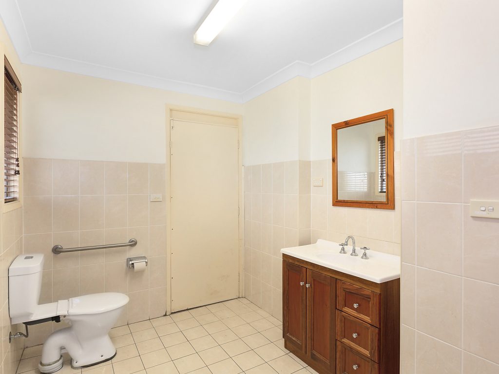 27 Dixon Road, Blaxland NSW 2774 — photo 6