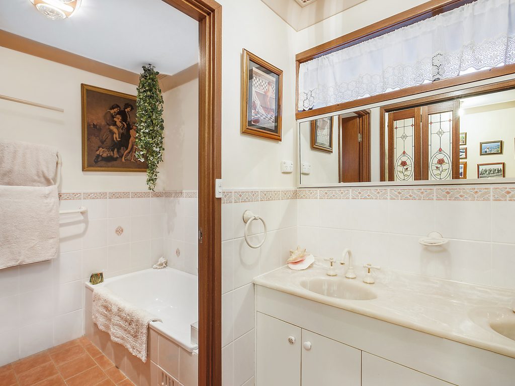 20 Tall Timbers Road, Winmalee NSW 2777 — photo 5
