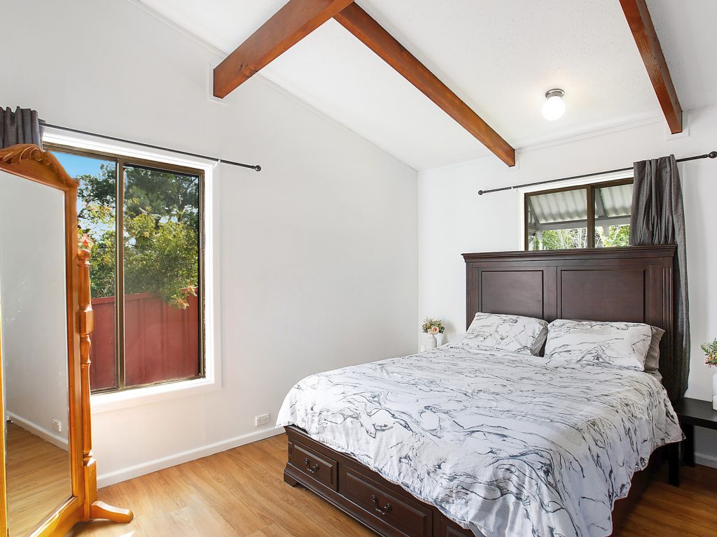 22 Parkes Crescent, Faulconbridge NSW 2776 — photo 4