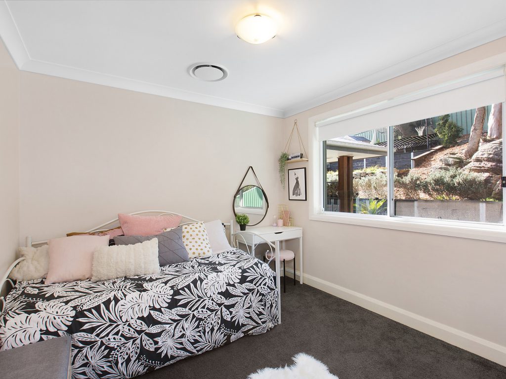42 Stapylton Street, Winmalee NSW 2777 — photo 7