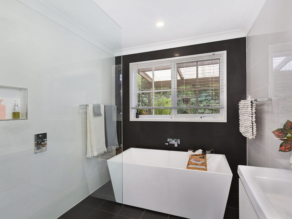 11 Kent Street, Winmalee NSW 2777 — photo 7