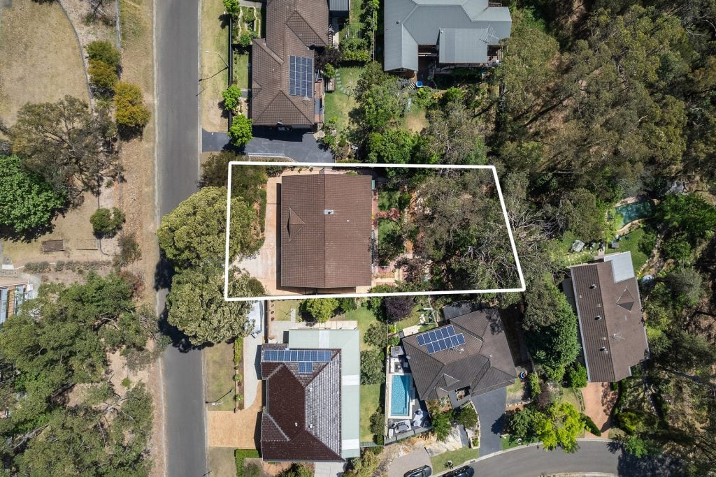 6 Newton Way, Winmalee NSW 2777 — photo 11