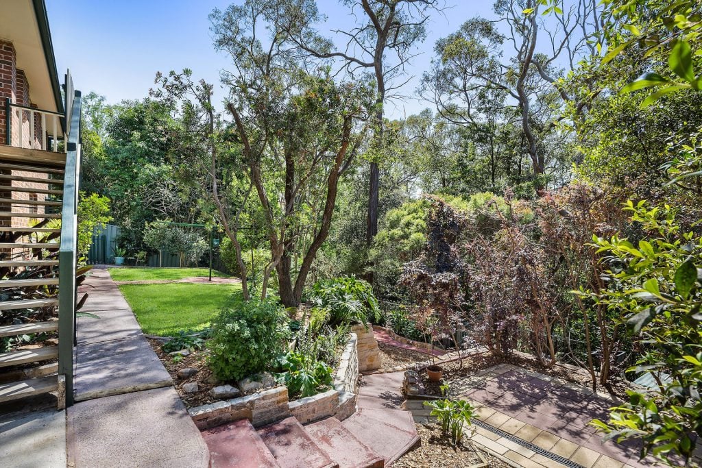 6 Newton Way, Winmalee NSW 2777 — photo 9