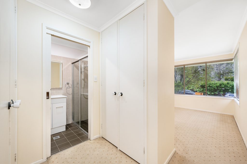 5 Blue Gum Crescent, Blaxland NSW 2774 — photo 7
