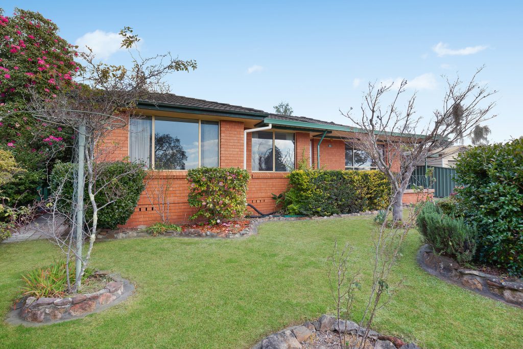 23 Lalor Drive, Springwood NSW 2777