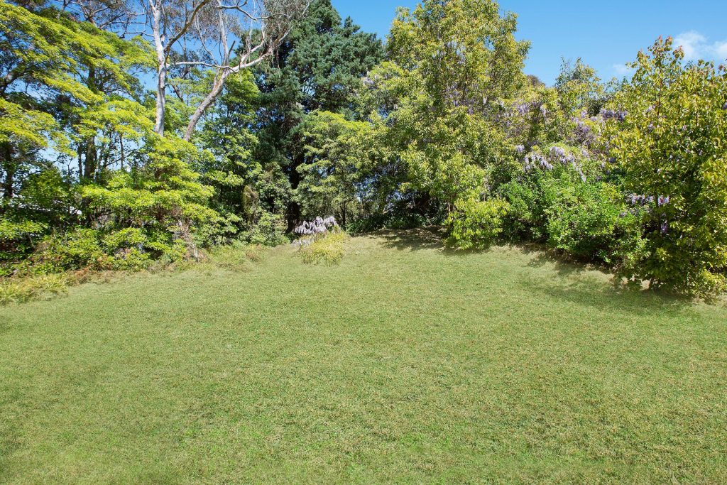 3 Glen Street, Woodford NSW 2778 — photo 4