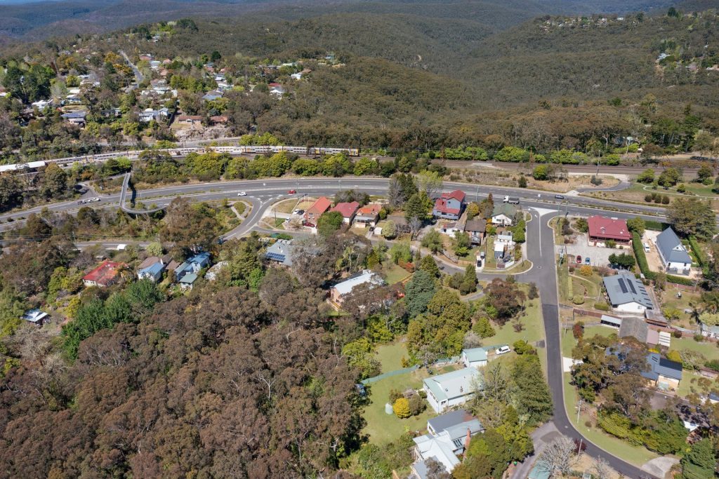 3 Glen Street, Woodford NSW 2778 — photo 9