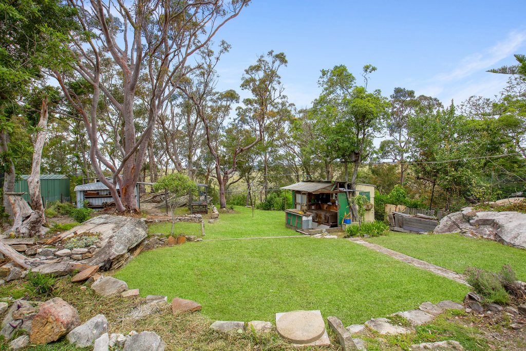 78 St Georges Crescent, Faulconbridge NSW 2776 — photo 9