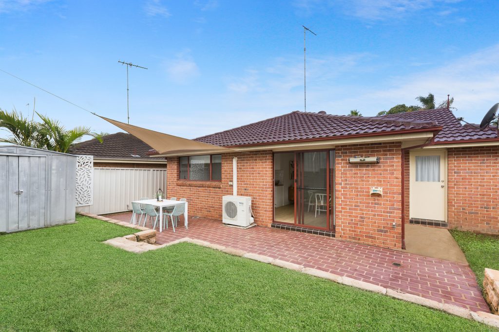6 Harwood Circuit, Glenmore Park NSW 2745 — photo 10