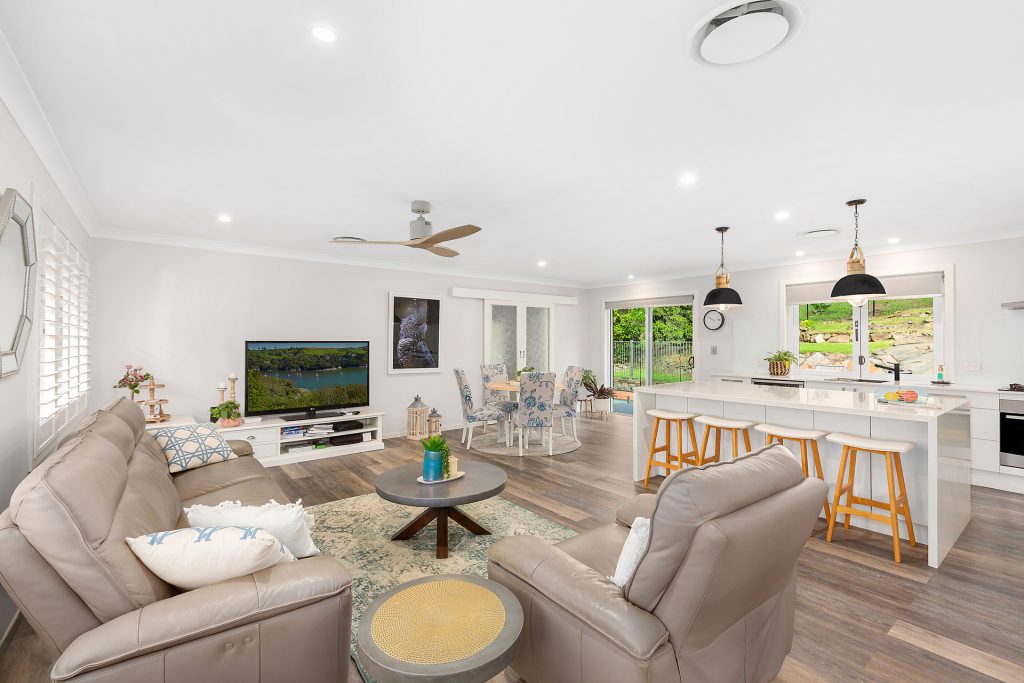 40 Governors Drive, Lapstone NSW 2773 — photo 3