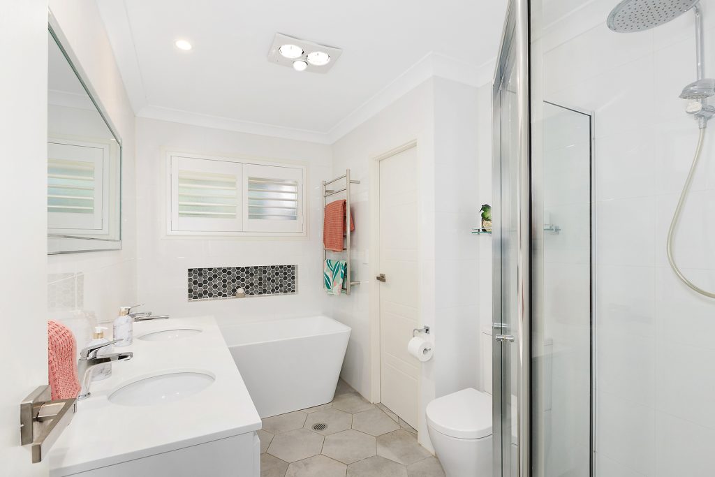 40 Governors Drive, Lapstone NSW 2773 — photo 7