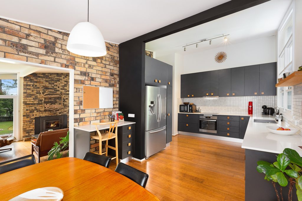 498 Great Western Highway, Faulconbridge NSW 2776 — photo 4