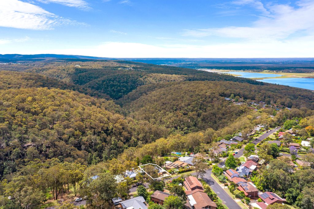 24 Grand View Drive, Mount Riverview NSW 2774 — photo 12