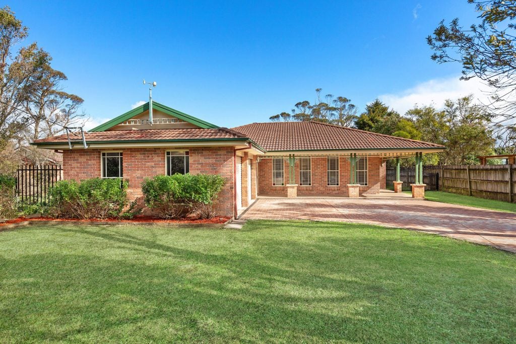 185 Tableland Road, Wentworth Falls NSW 2782