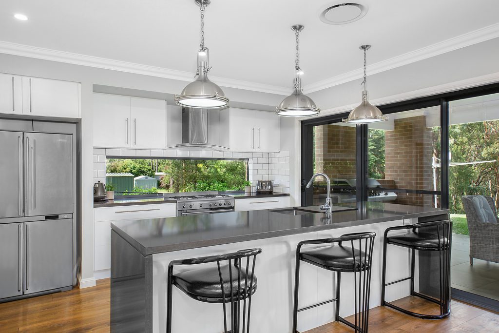 42 Burns Road, Springwood NSW 2777 — photo 2