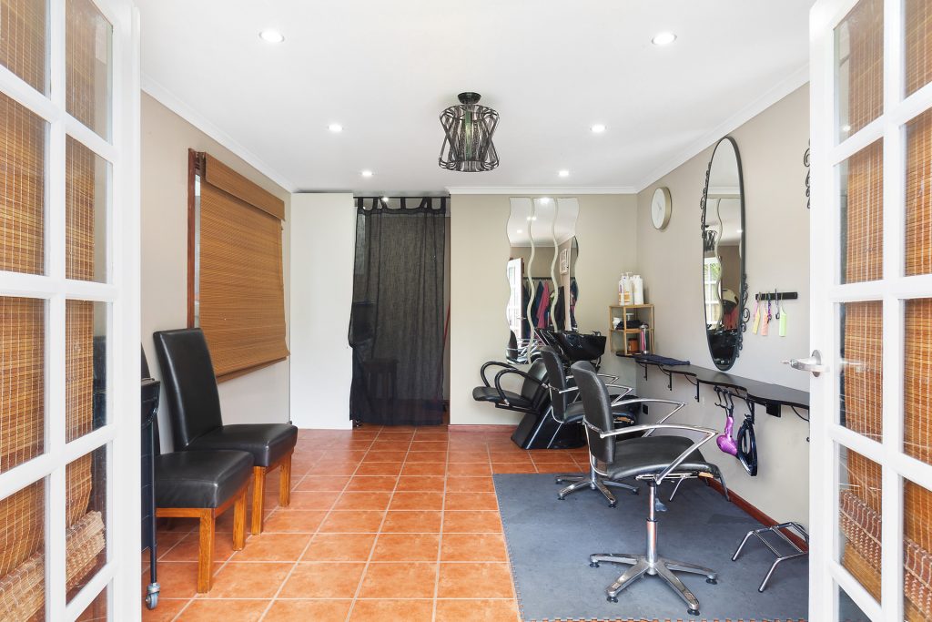 6 Glenell Street, Blaxland NSW 2774 — photo 10