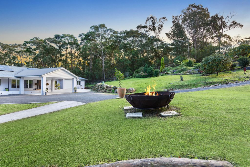 277 Singles Ridge Road, Yellow Rock NSW 2777 — photo 2
