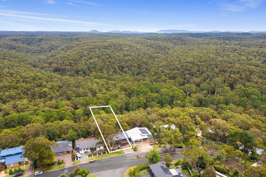 33 Stapylton Street, Winmalee NSW 2777 — photo 11