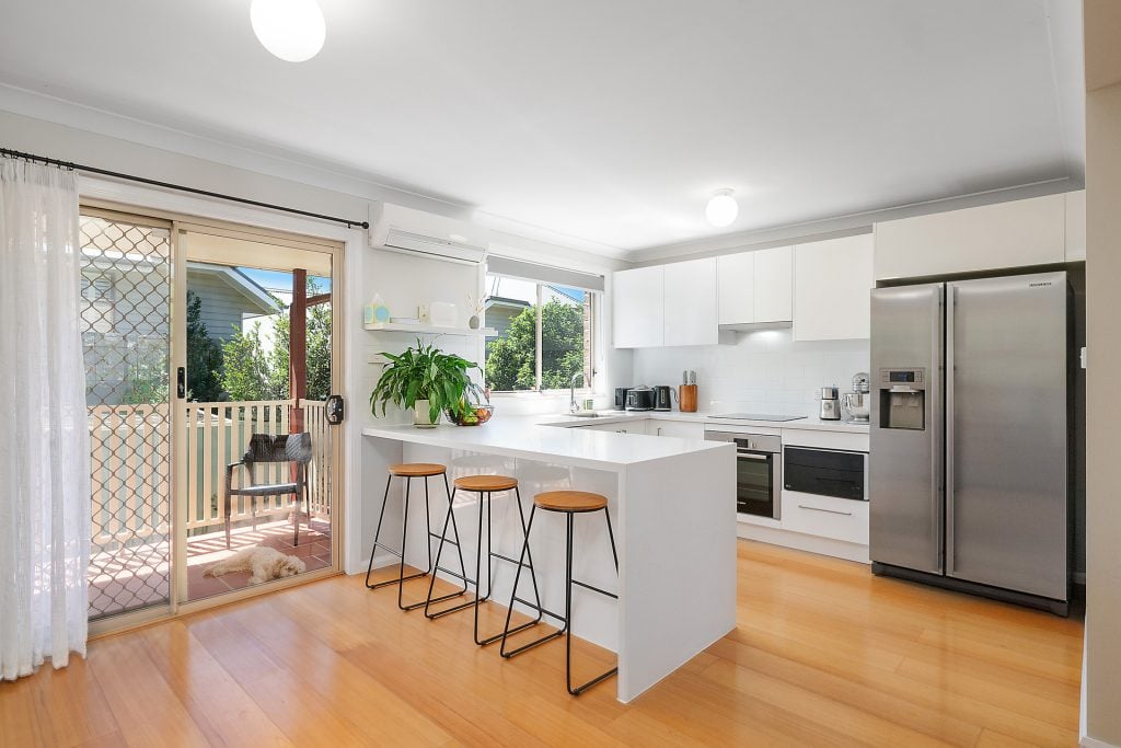 2/12 Springwood Avenue, Springwood NSW 2777 — photo 3