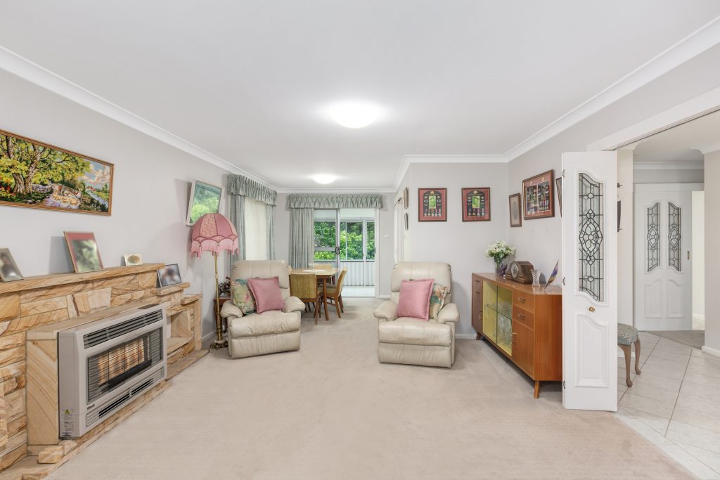 21 Heather Road, Winmalee NSW 2777 — photo 2