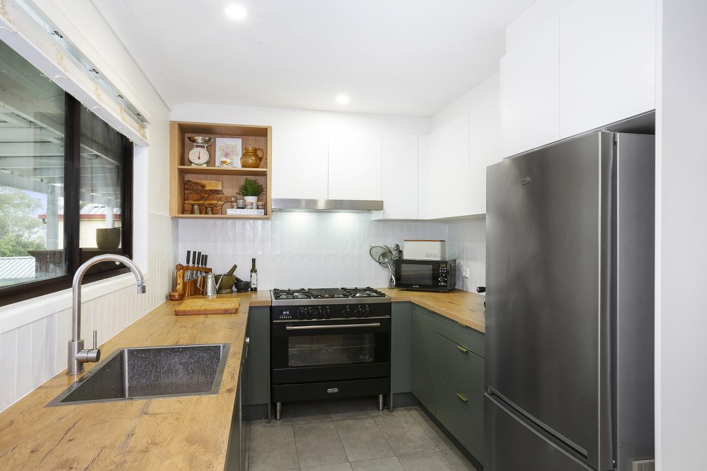 814 Hawkesbury Road, Hawkesbury Heights NSW 2777 — photo 9