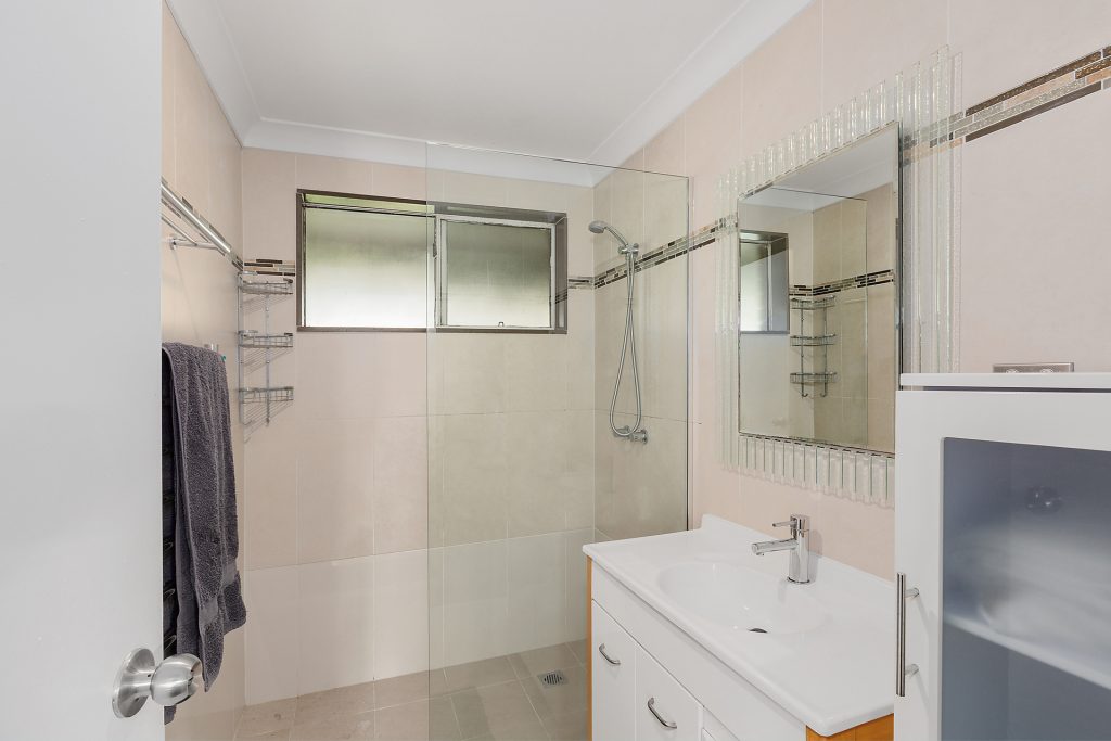 11 Illingworth Road, Yellow Rock NSW 2777 — photo 6