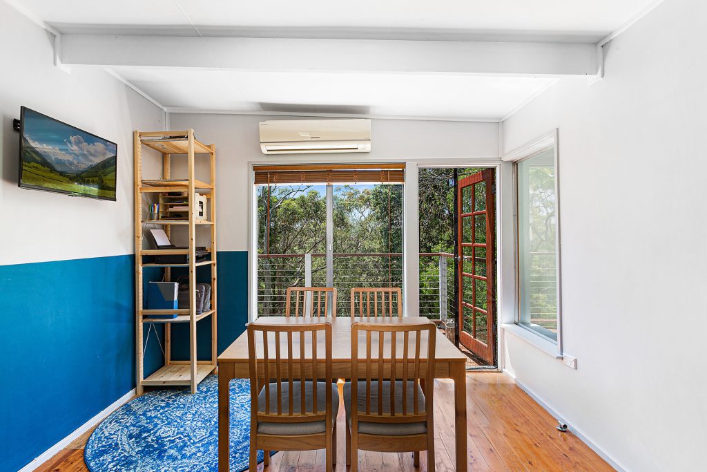81 St Georges Crescent, Faulconbridge NSW 2776 — photo 4