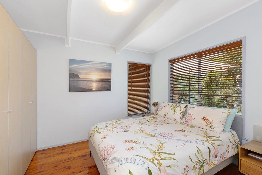 81 St Georges Crescent, Faulconbridge NSW 2776 — photo 5