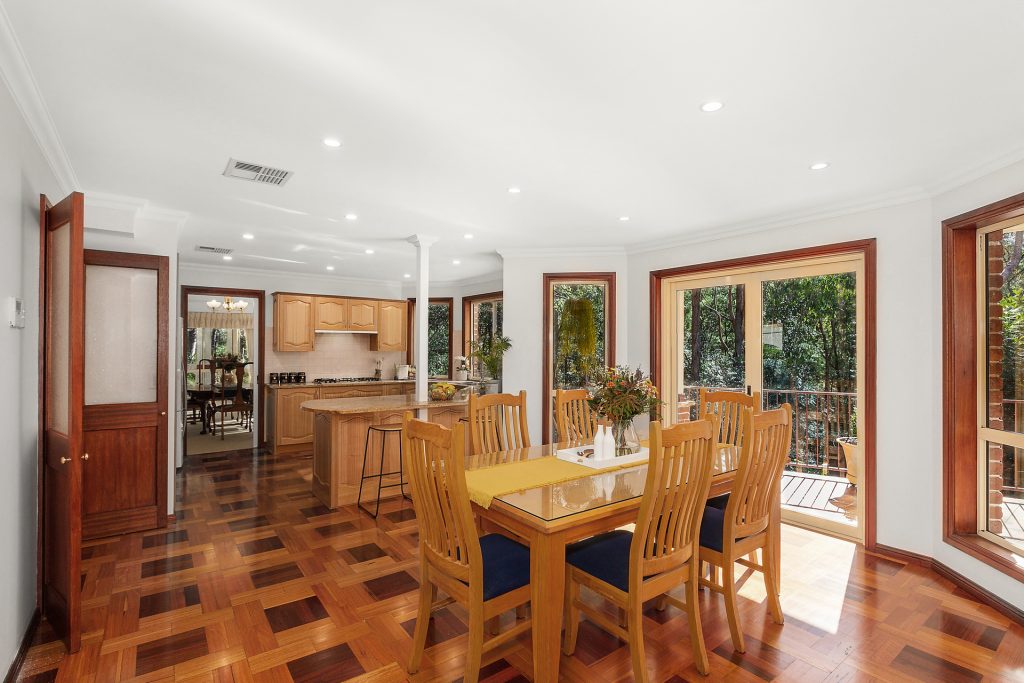 28 Hilton Road, Springwood NSW 2777 — photo 4
