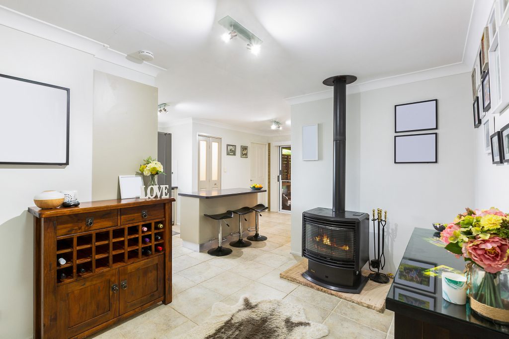 21 Halcyon Avenue, Winmalee NSW 2777 — photo 3