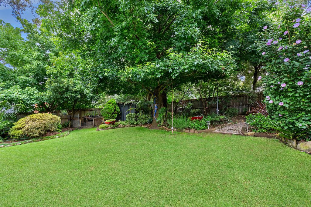 21 Halcyon Avenue, Winmalee NSW 2777 — photo 10
