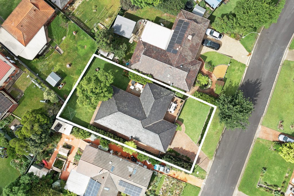 16 Pindari Street, Winmalee NSW 2777 — photo 12