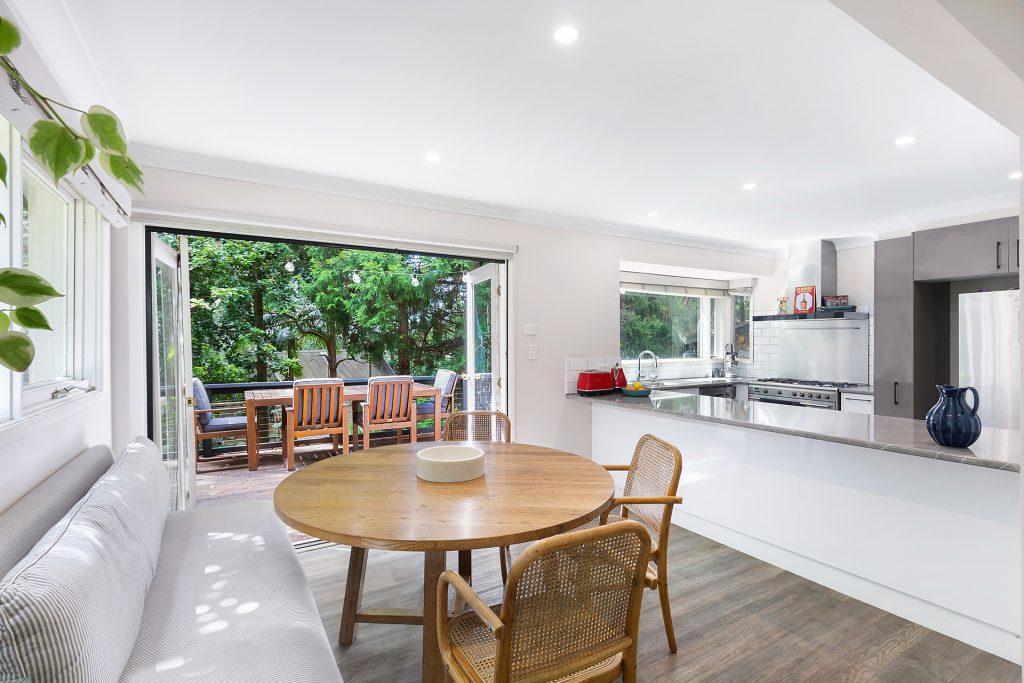 4B Paterson Road, Springwood NSW 2777 — photo 3
