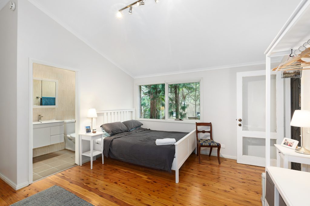 4B Paterson Road, Springwood NSW 2777 — photo 7