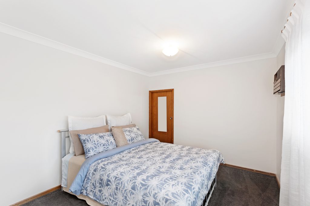 10 Pentlands Drive, Winmalee NSW 2777 — photo 8