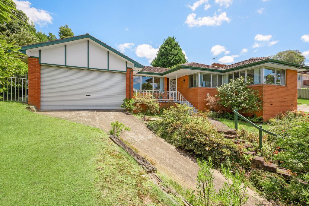 19 Coomassie Avenue, Faulconbridge NSW 2776